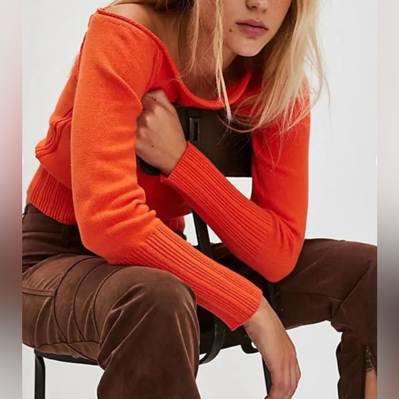 #294 NWT Free People Marceille Long-Sleeve Pullover in Scarlet Ibis - Picture 1 of 7